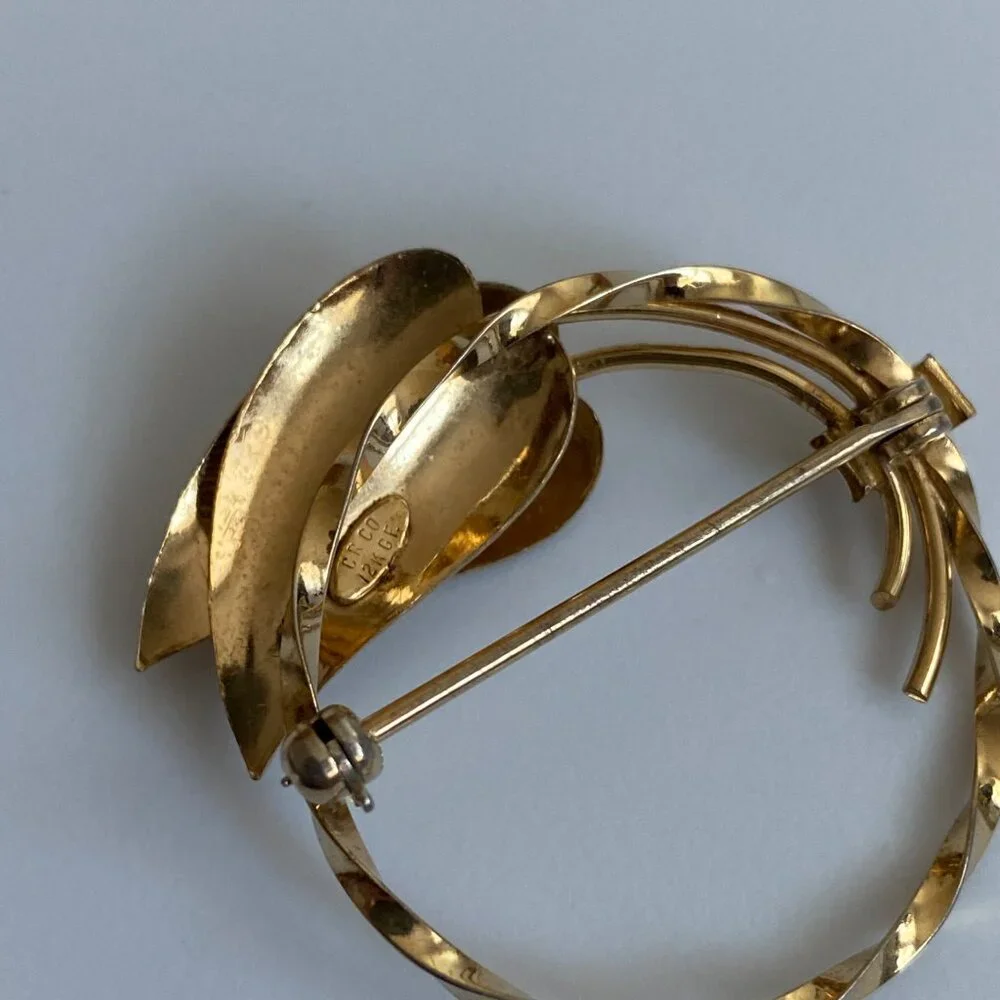 Estate Vintage GOLD FILLED Signed CR CO Charles Reis 12K GF Brooch‎ Wreath Leaf
